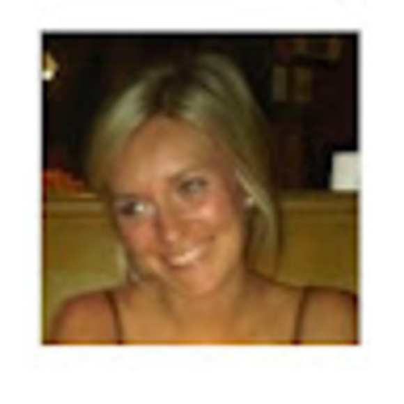 Meet your Posher, Caitlin - Picture 1 of 1